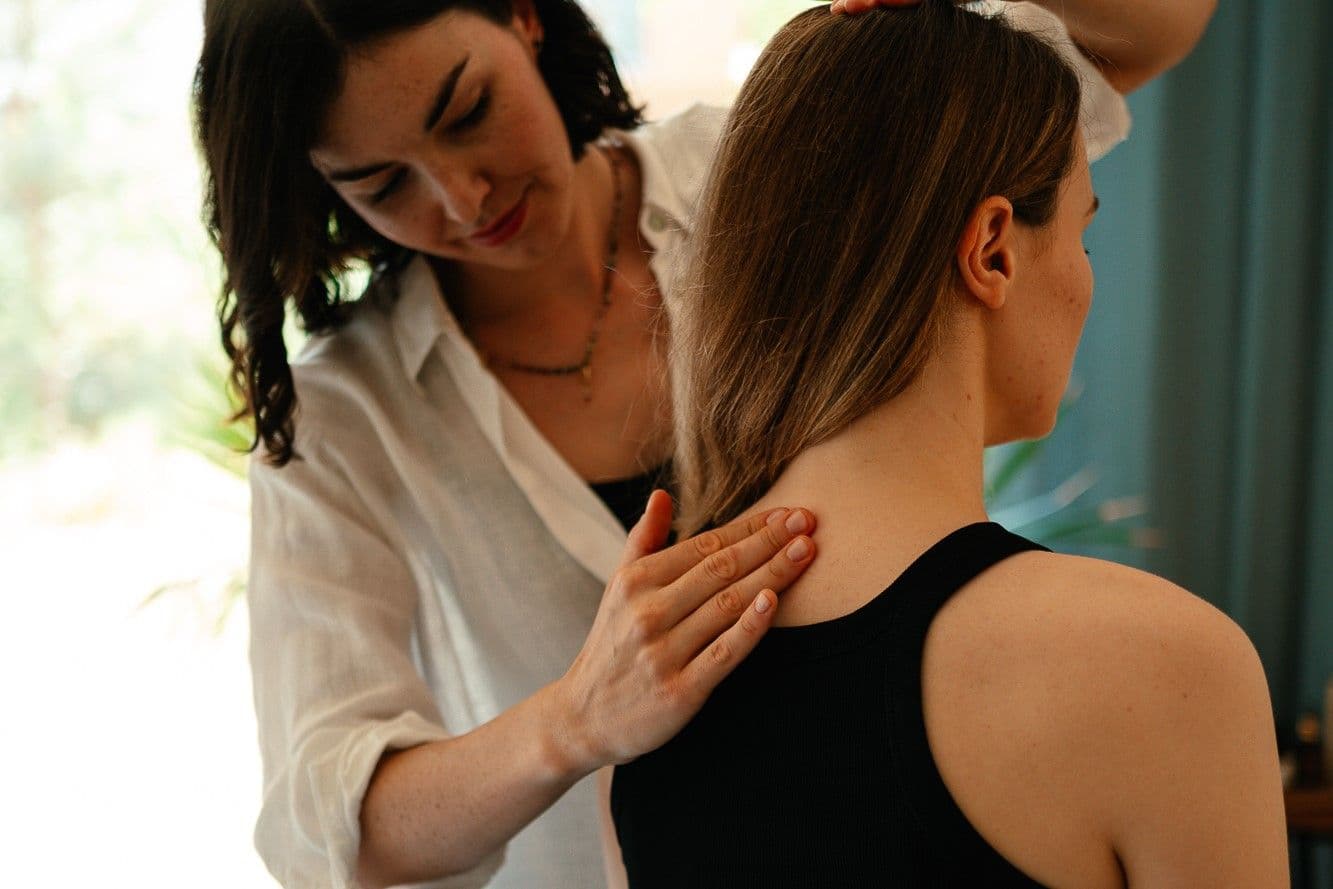 Masaż a terapia manualna — jaka jest różnica?